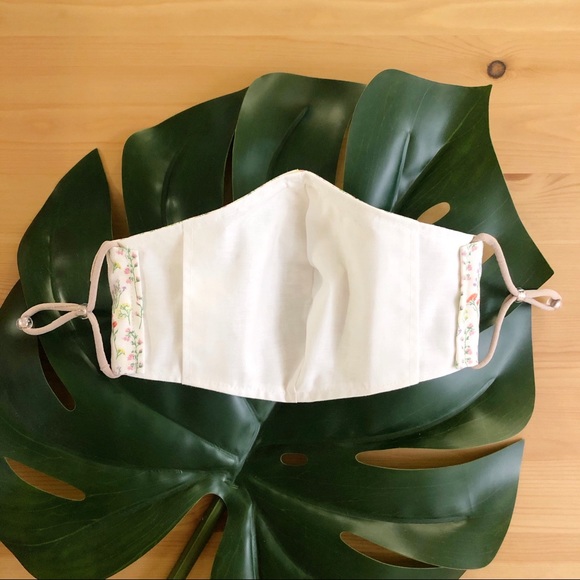 2 for 25$ Custom Handmade Face Mask / White - Picture 2 of 11